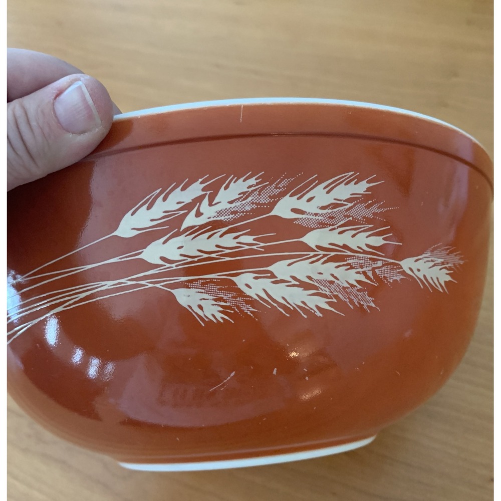 Vintage Pyrex Autumn Harvest Wheat Mixing Bowl #403 2.5 Liter 8.75" - Picture 4 of 5